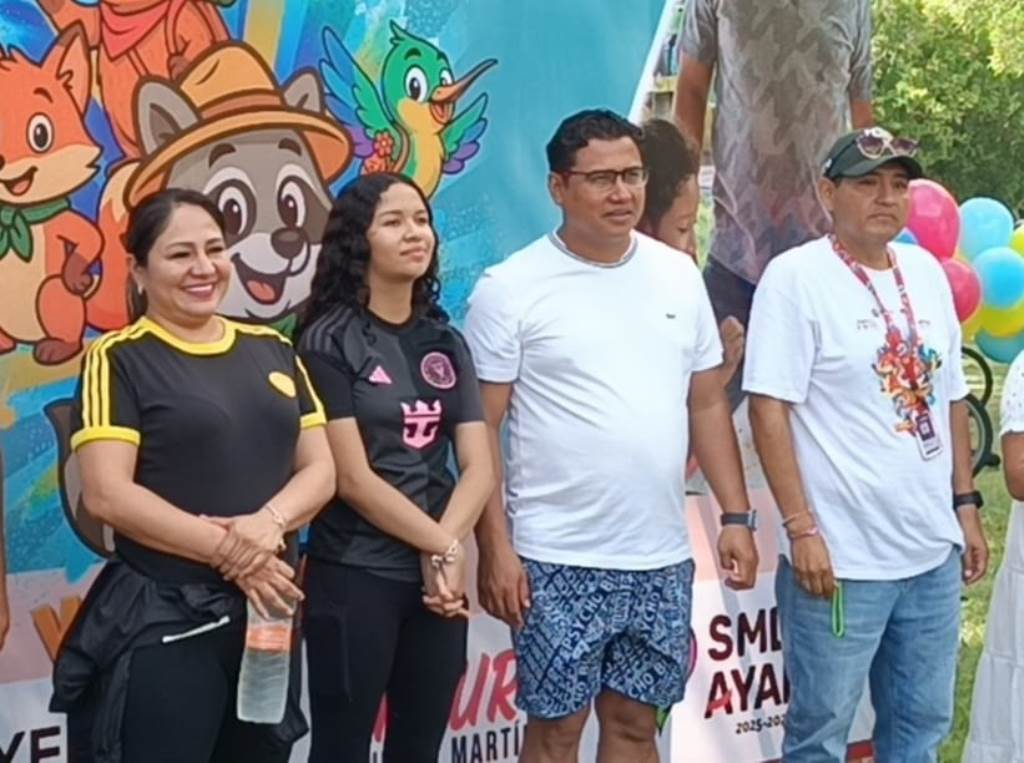 Alcaldesa Nayeli Mares clausura exitoso Curso de Verano 2025